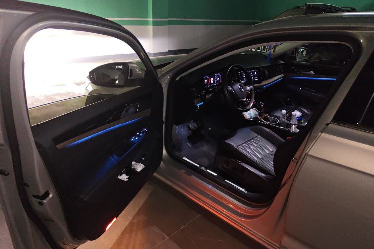 Used Volkswagen Passat 2019 380TSI Prestige Edition China VI Standard Driver Seat