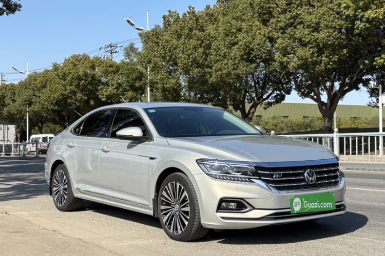 Used Volkswagen Passat 2019 330TSI Luxury Edition China VI Standard Exterior 6