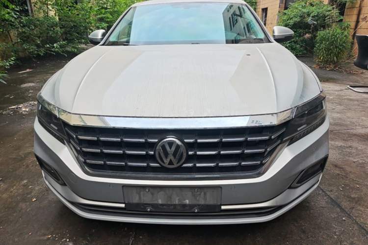 Used Volkswagen Passat 2019 330TSI Luxury Edition China V Standard Front