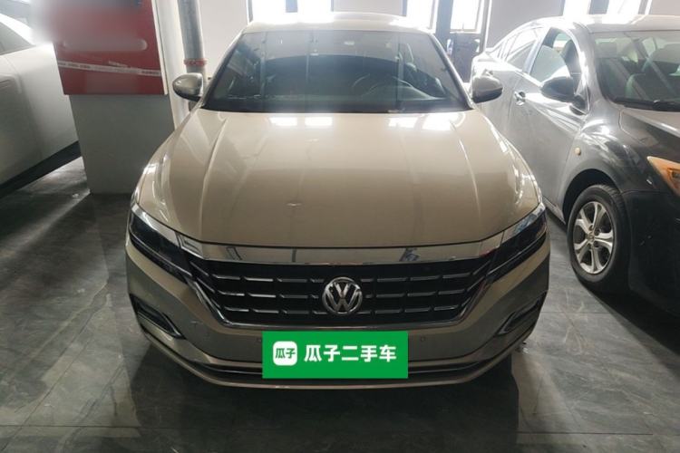 Used Volkswagen Passat 2019 330TSI Luxury Edition China VI Standard Front