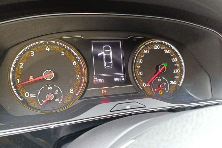 Used Volkswagen Passat 2019 330TSI Elite Edition China VI Instrument Cluster
