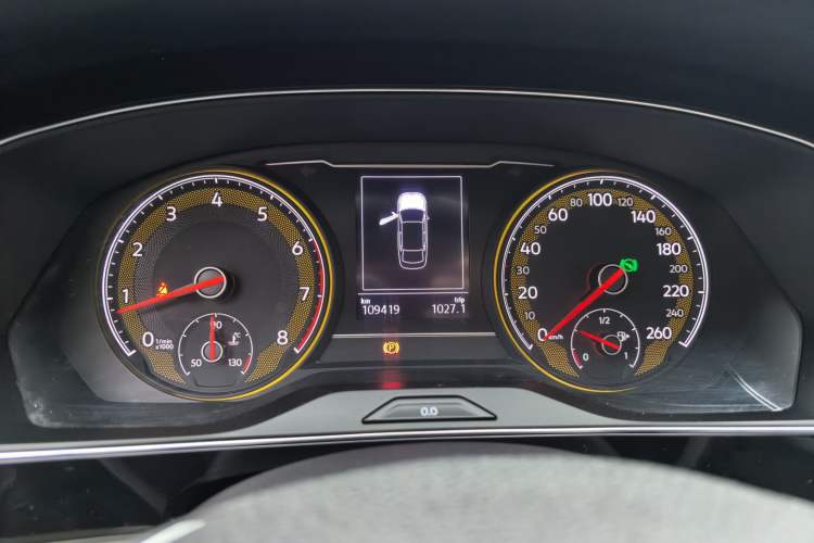 Used Volkswagen Passat 2019 330TSI Elite Edition China VI Instrument Cluster
