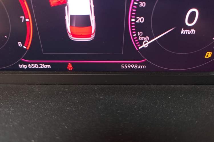 Used Volkswagen Passat 2019 330TSI Luxury Edition China V Standard Odometer Close Up