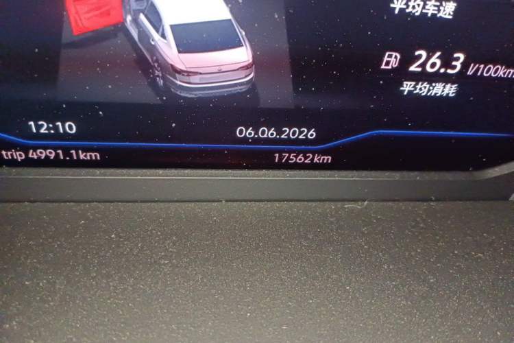 Used Volkswagen Passat 2019 330TSI Luxury Edition China VI Standard Odometer Close Up