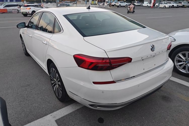 Used Volkswagen Passat 2019 330TSI Luxury Edition China VI Standard Exterior 3
