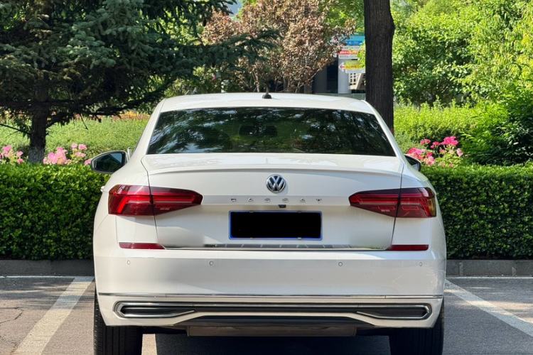 Used Volkswagen Passat 2019 330TSI Luxury Edition China V Standard Exterior 4