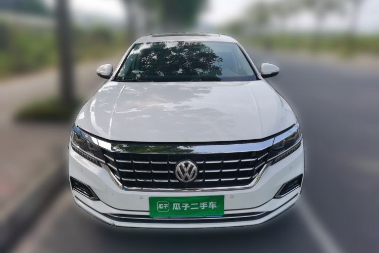 Used Volkswagen Passat 2019 330TSI Luxury Edition China VI Standard Front