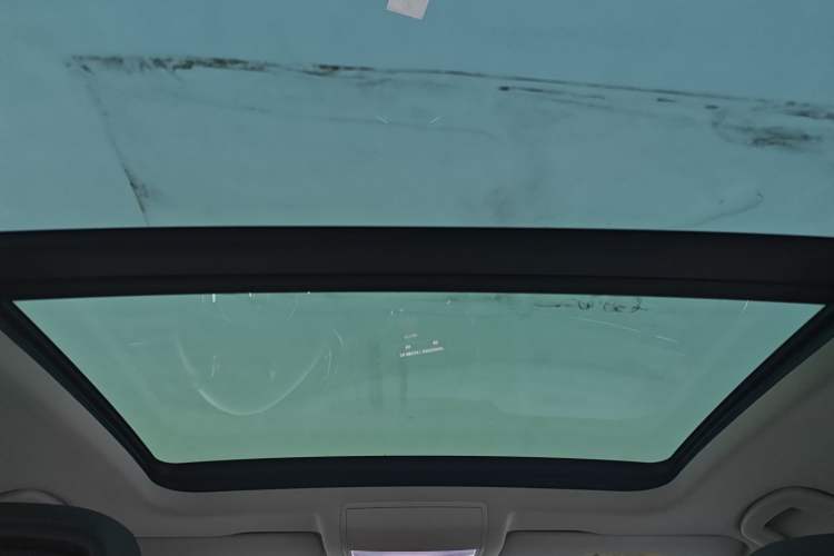 Used Volkswagen Passat 2019 330TSI Luxury Edition China VI Standard Headliner