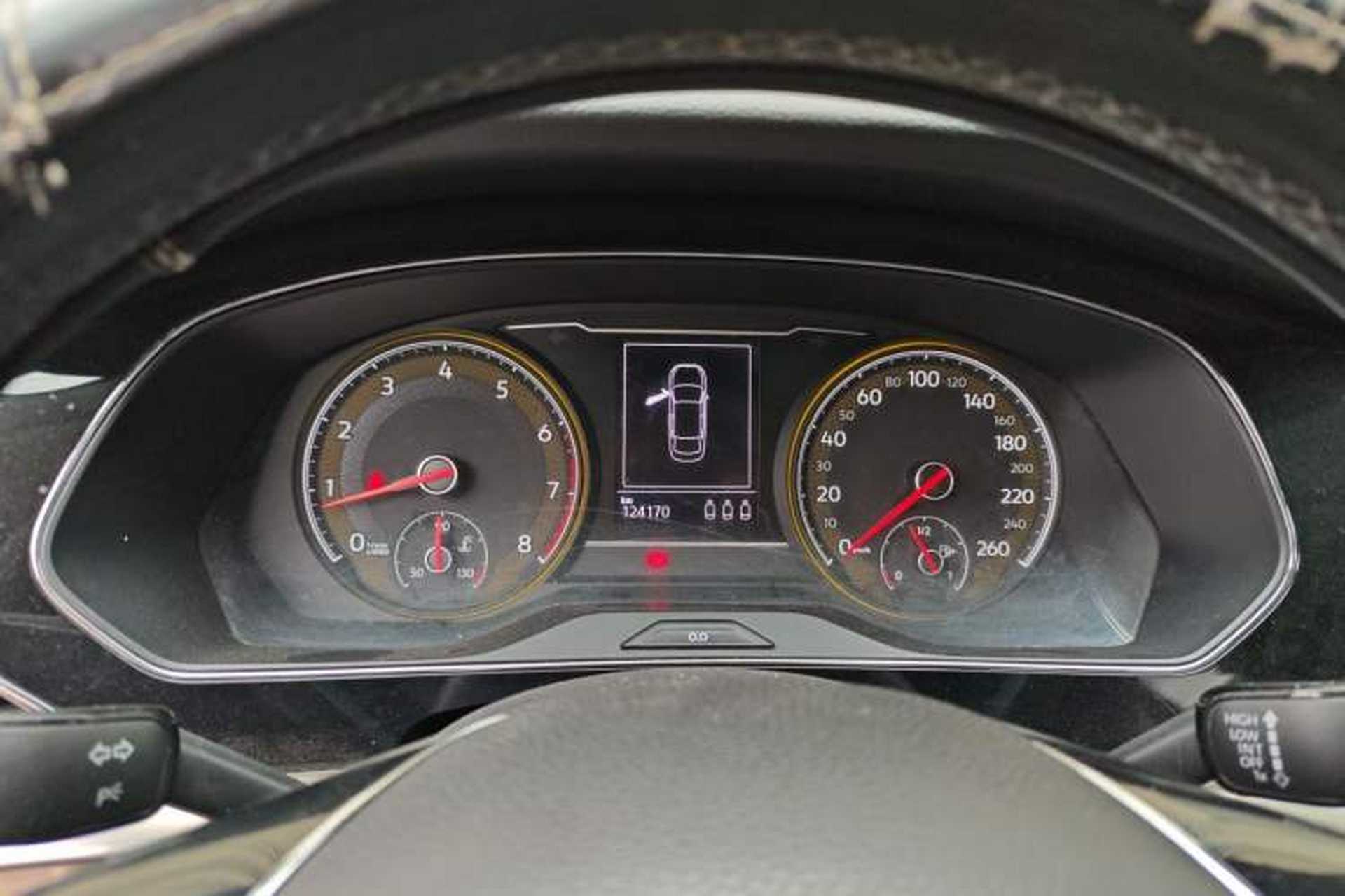 Used Volkswagen Passat 2019 330TSI Elite Edition China VI Instrument Cluster