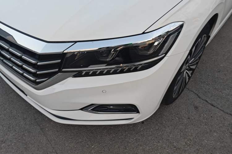 Used Volkswagen Passat 2019 330TSI Luxury Edition China VI Standard Left Front Headlight