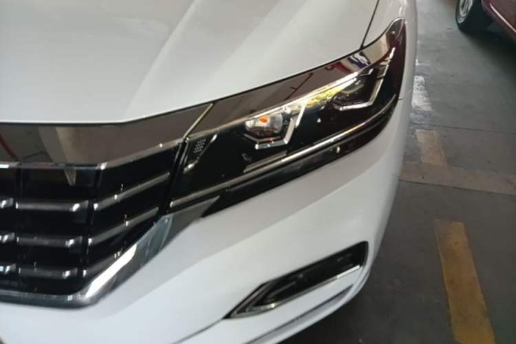 Used Volkswagen Passat 2019 330TSI Elite Edition China VI Left Front Headlight