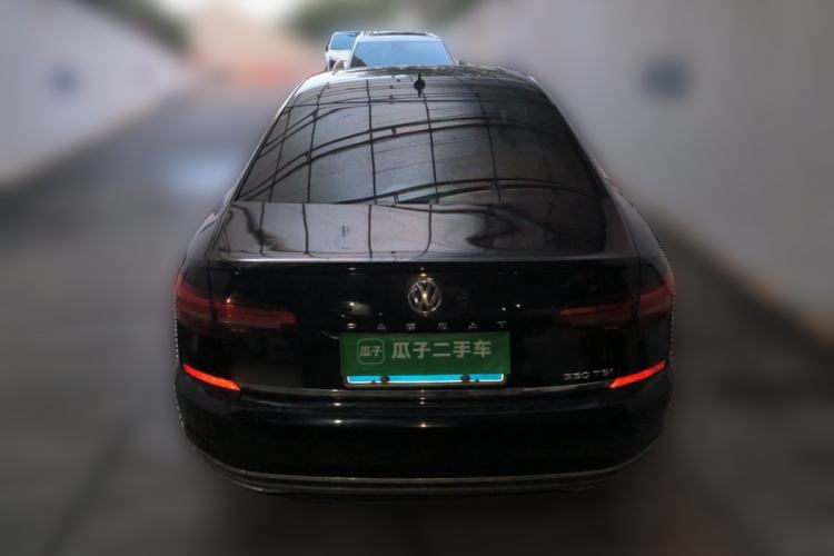 Used Volkswagen Passat 2019 330TSI Luxury Edition China VI Standard Rear