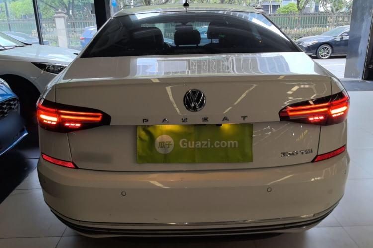 Used Volkswagen Passat 2019 330TSI Elite Edition China VI Rear