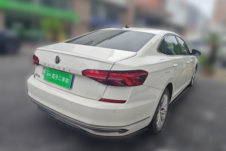 Used Volkswagen Passat 2019 330TSI Elite Edition China VI Rear Right 45 Deg