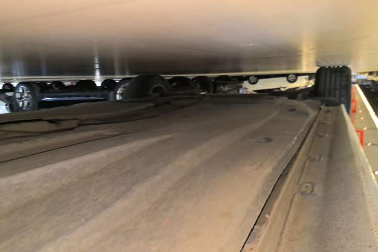 Used Volkswagen Passat 2019 330TSI Elite Edition China VI Right Side Sill
