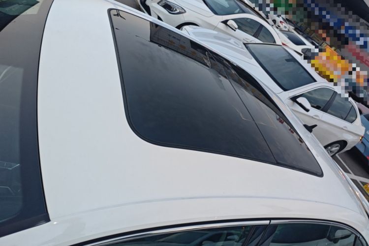 Used Volkswagen Passat 2019 330TSI Luxury Edition China VI Standard Roof