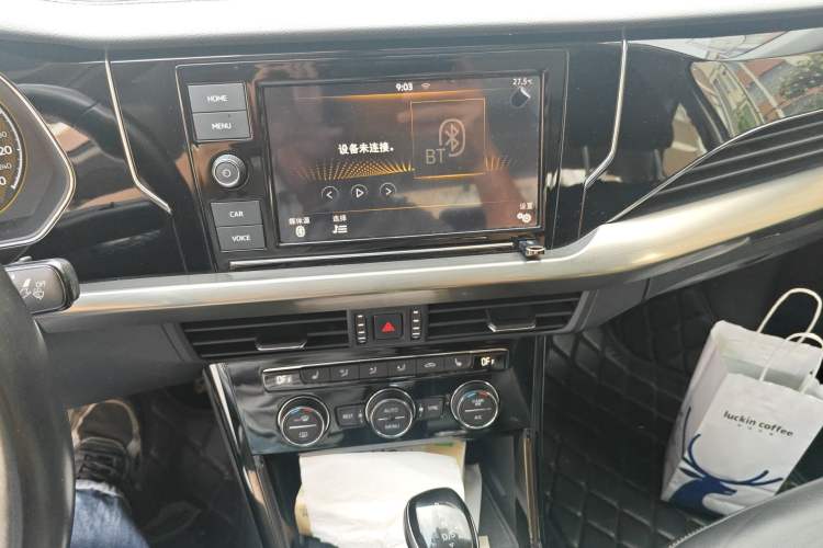 Used Volkswagen Passat 2019 330TSI Elite Edition China V Standard Audio And AC Panel