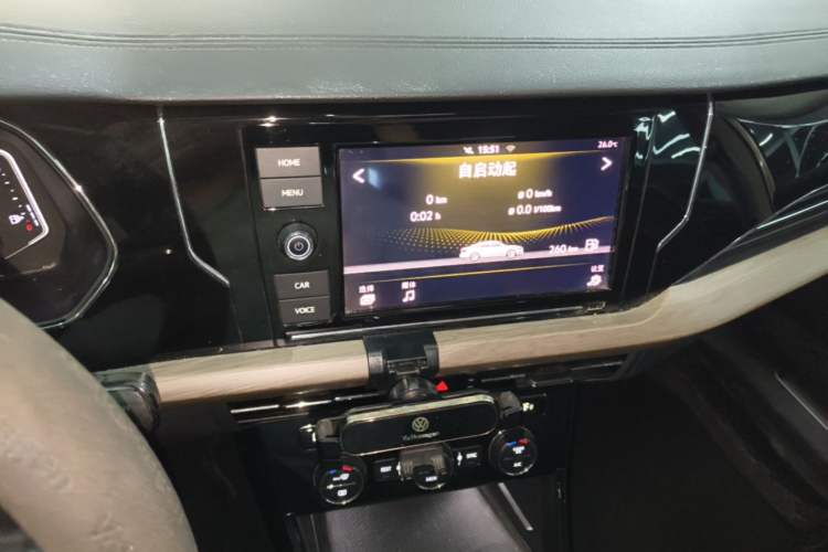 Used Volkswagen Passat 2019 330TSI Luxury Edition China V Standard Audio And AC Panel