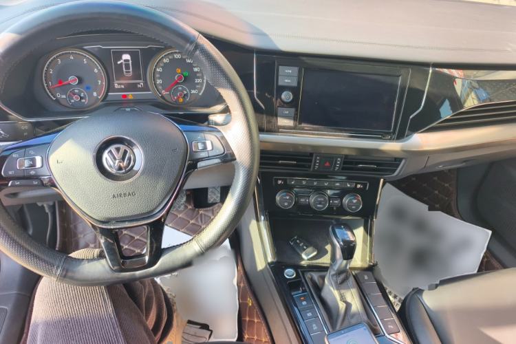 Used Volkswagen Passat 2019 330TSI Elite Edition China V Standard Center Console