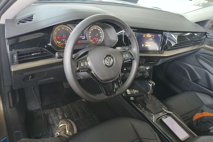 Used Volkswagen Passat 2019 330TSI Elite Edition China V Standard Center Console