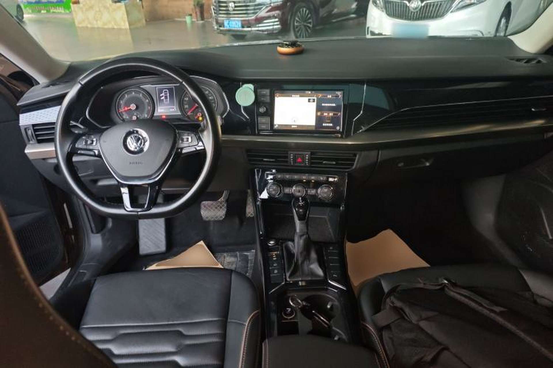 Used Volkswagen Passat 2019 330TSI Elite Edition China V Standard Center Console
