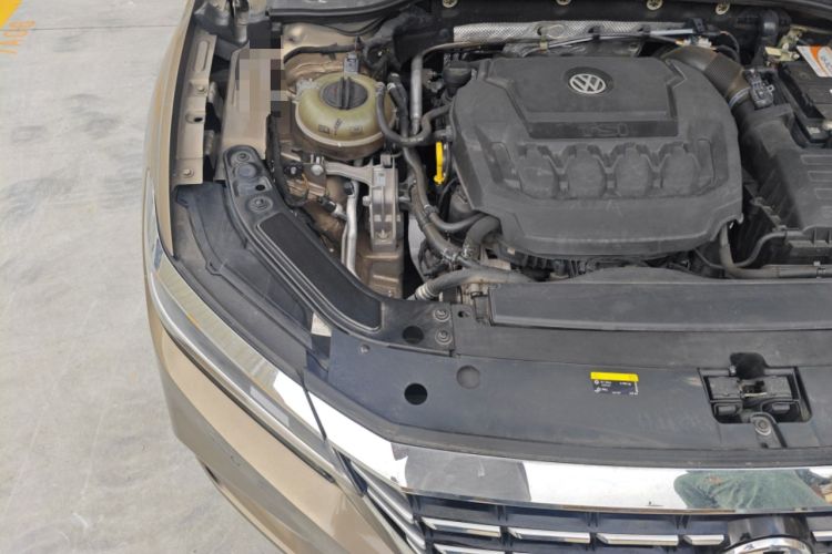 Used Volkswagen Passat 2019 330TSI Elite Edition China V Standard Engine Bay Right