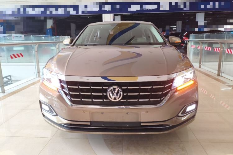 Used Volkswagen Passat 2019 330TSI Luxury Edition China V Standard Front