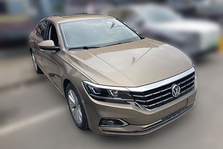 Used Volkswagen Passat 2019 330TSI Elite Edition China VI Front Right 45 Deg