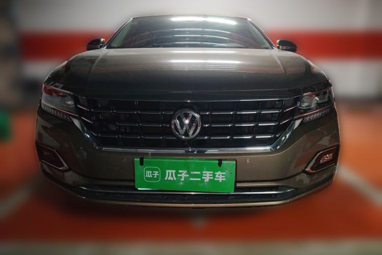 Used Volkswagen Passat 2019 380TSI Prestige Edition China VI Standard Front