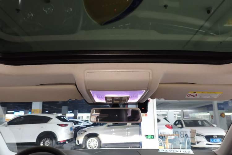 Used Volkswagen Passat 2019 330TSI Luxury Edition China V Standard Headliner