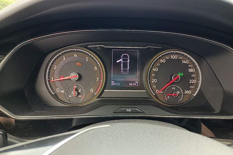 Used Volkswagen Passat 2019 330TSI Elite Edition China VI Instrument Cluster