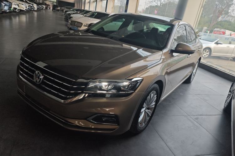 Used Volkswagen Passat 2019 330TSI Elite Edition China V Standard Guazi used car, China used car export, Used car for sale, Used cars, Cheapest cars for sale