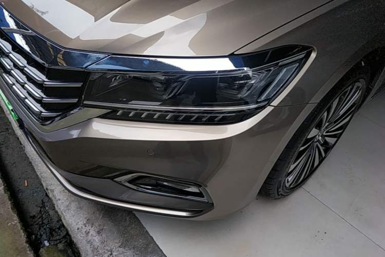 Used Volkswagen Passat 2019 330TSI Luxury Edition China V Standard Left Front Headlight