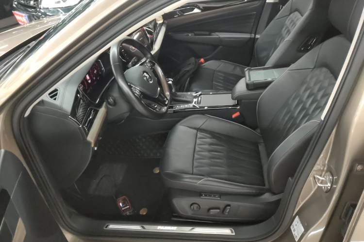 Used Volkswagen Passat 2019 330TSI Luxury Edition China V Standard Left Front Seat