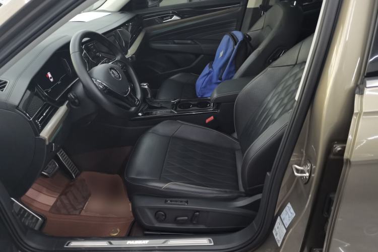 Used Volkswagen Passat 2019 330TSI Luxury Edition China VI Standard Left Front Seat