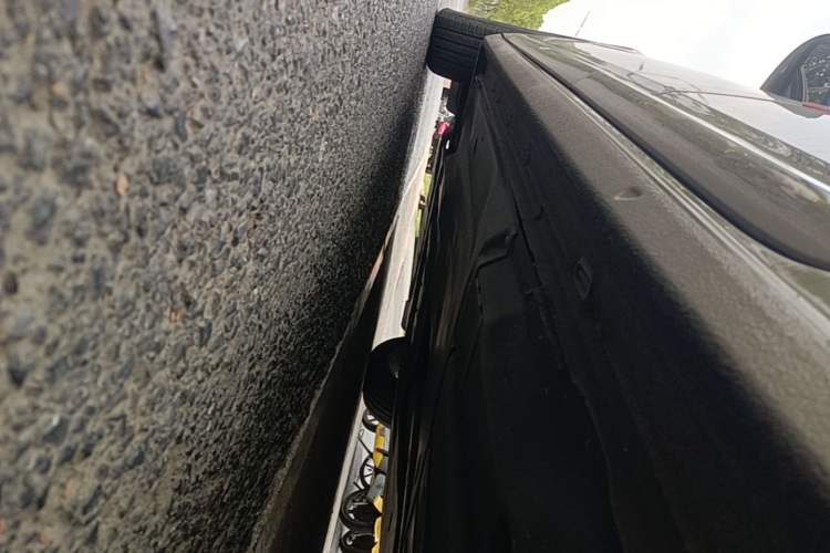Used Volkswagen Passat 2019 330TSI Elite Edition China VI Left Side Sill