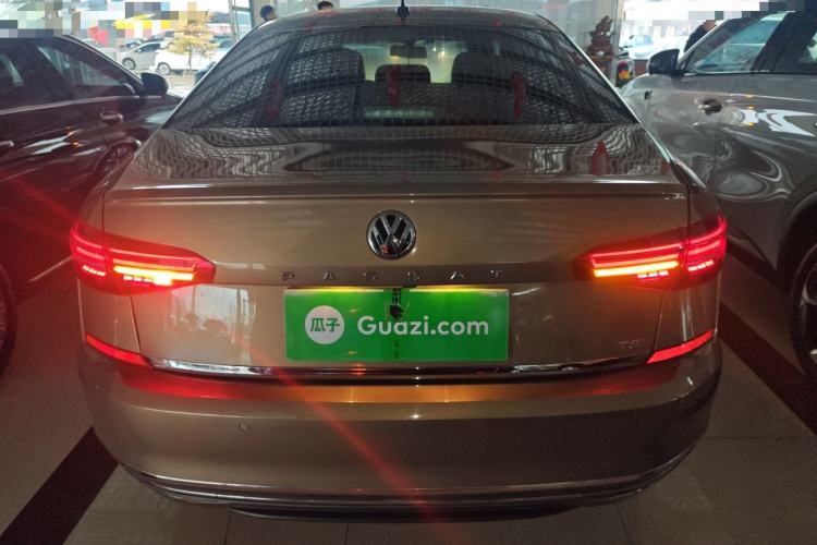 Used Volkswagen Passat 2019 330TSI Luxury Edition China V Standard Rear