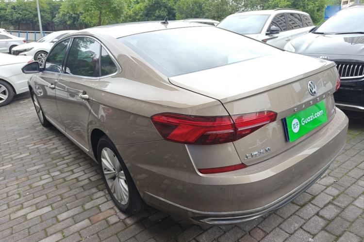 Used Volkswagen Passat 2019 330TSI Elite Edition China VI Rear Left 45 Deg