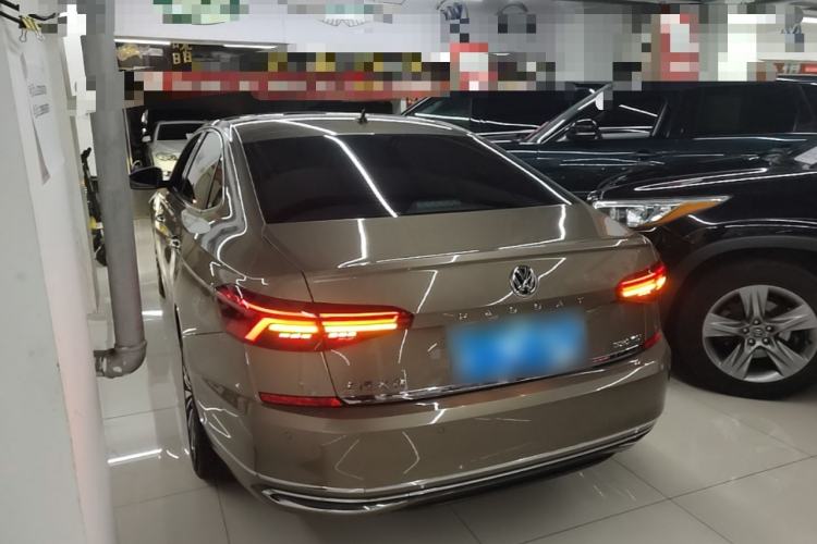 Used Volkswagen Passat 2019 330TSI Luxury Edition China V Standard Rear Left 45 Deg
