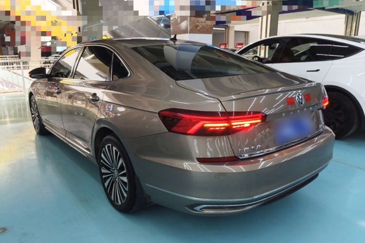 Used Volkswagen Passat 2019 330TSI Luxury Edition China V Standard Rear Left 45 Deg