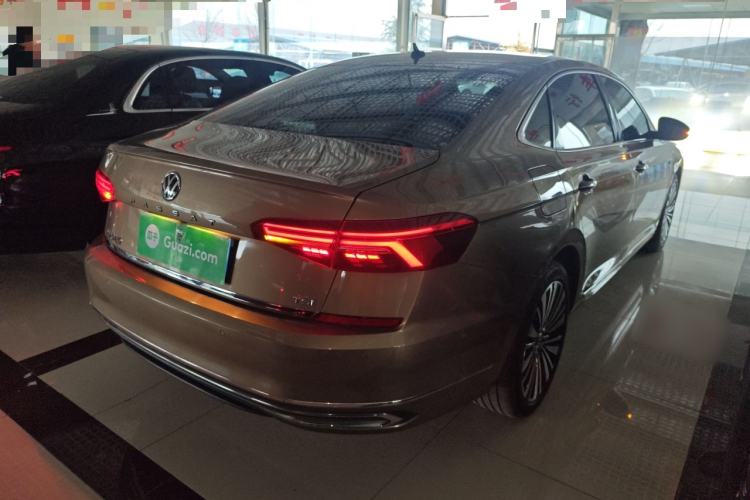 Used Volkswagen Passat 2019 330TSI Luxury Edition China V Standard Rear Right 45 Deg