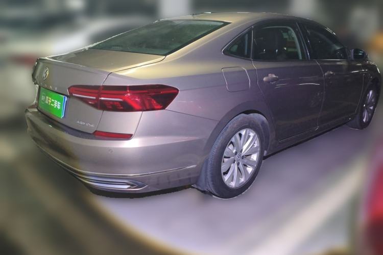 Used Volkswagen Passat 2019 330TSI Elite Edition China VI Rear Right 45 Deg