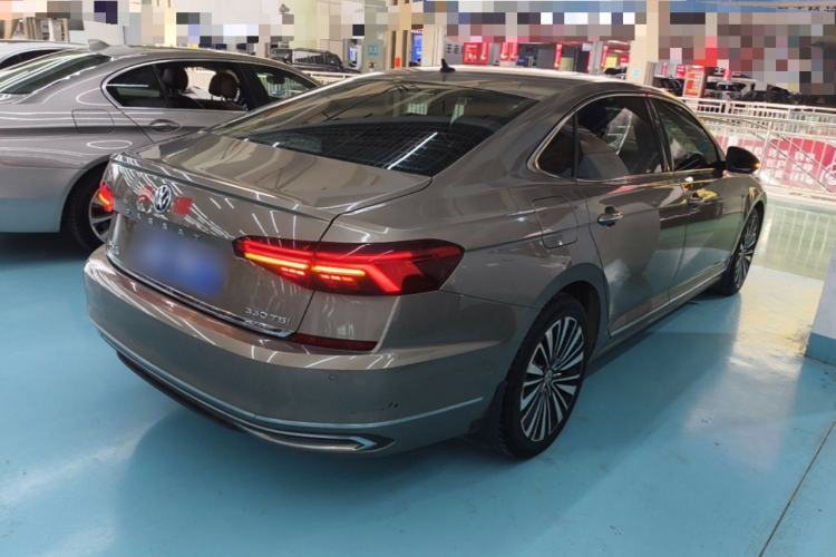 Used Volkswagen Passat 2019 330TSI Luxury Edition China V Standard Rear Right 45 Deg