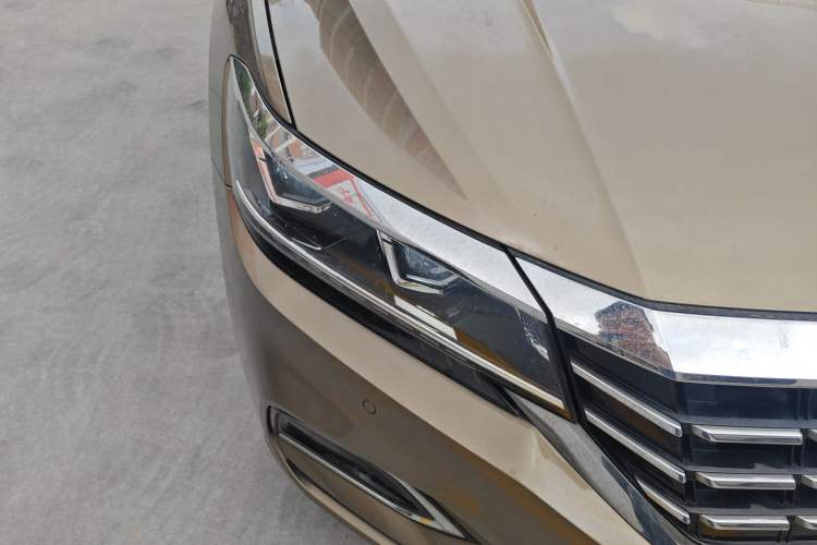 Used Volkswagen Passat 2019 330TSI Elite Edition China V Standard Right Front Headlight