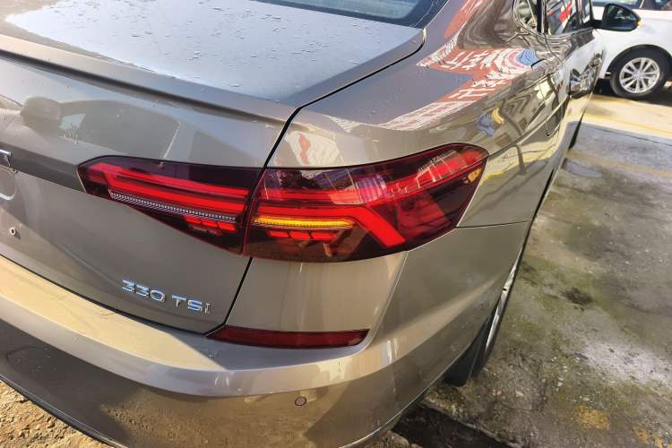 Used Volkswagen Passat 2019 330TSI Elite Edition China V Standard Right Rear Taillight