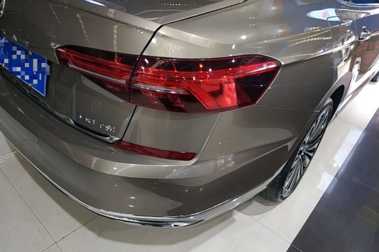 Used Volkswagen Passat 2019 330TSI Luxury Edition China V Standard Right Rear Taillight