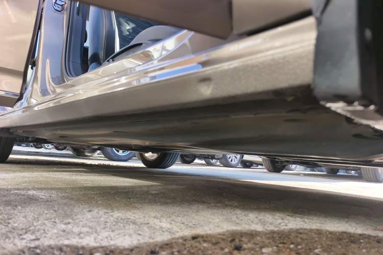 Used Volkswagen Passat 2019 330TSI Elite Edition China V Standard Right Side Sill