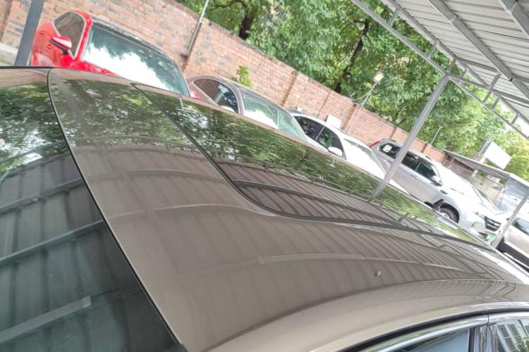 Used Volkswagen Passat 2019 330TSI Elite Edition China VI Roof
