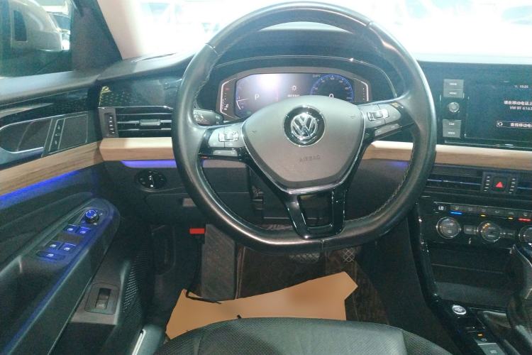 Used Volkswagen Passat 2019 330TSI Luxury Edition China V Standard Steering Wheel