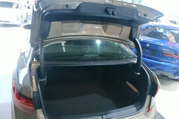 Used Volkswagen Passat 2019 330TSI Luxury Edition China V Standard Trunk